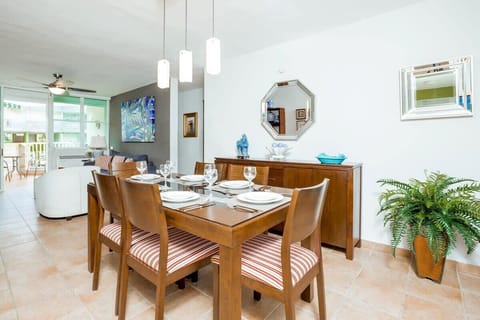 Dining table for 6