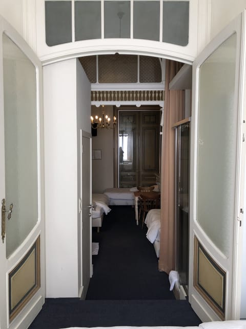 Family Room, 1 Bedroom | Premium bedding, memory foam beds, in-room safe, individually decorated