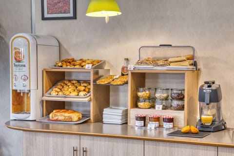 Daily buffet breakfast (EUR 12 per person)