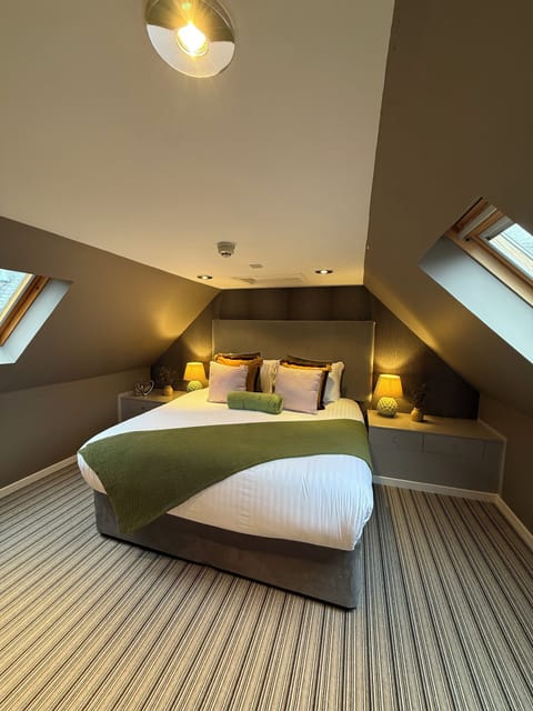 Suite (11) | Egyptian cotton sheets, premium bedding, individually decorated