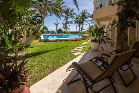 View from the Patio - Seven Seas condo 1 South Akumal beach vacation rental