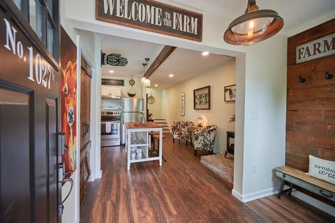 Welcome to the Farmhouse!