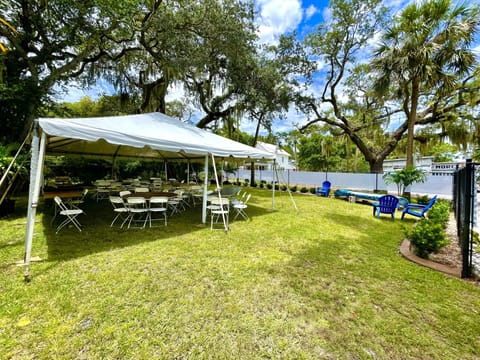Large enclosed yard to host events. 
