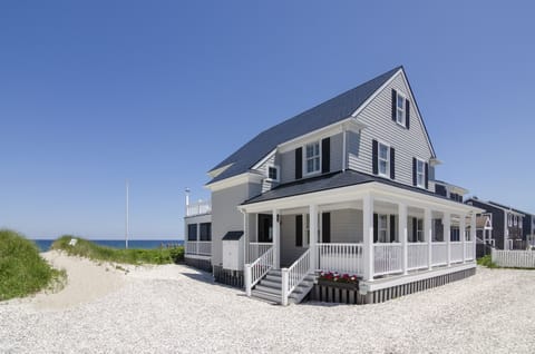 Salt Eire Beach Front Vacation Home