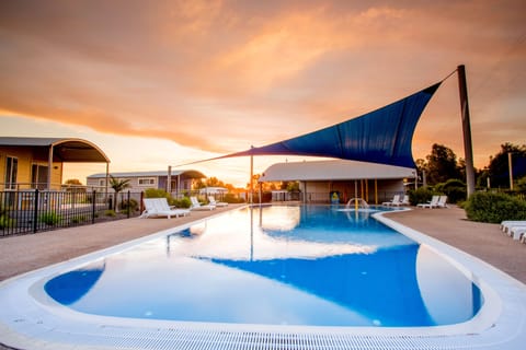 2 outdoor pools, sun loungers