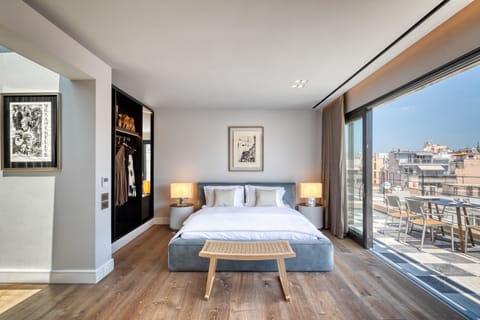 Presidential Suite | 1 bedroom, minibar, in-room safe, blackout drapes