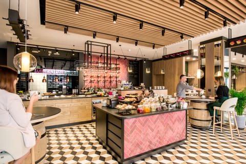 Continental breakfast for a fee on weekdays