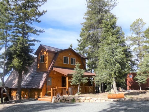 Mountain Lookout Chalet
