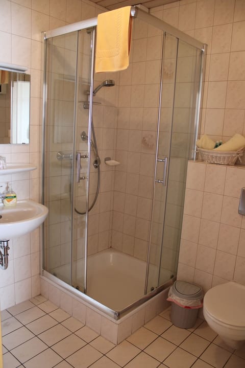 Condo | Bathroom | Shower, free toiletries, hair dryer, towels