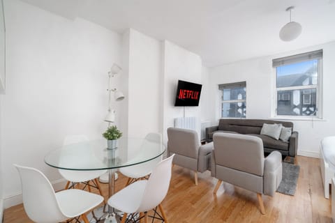 1 bedroom, individually decorated, individually furnished
