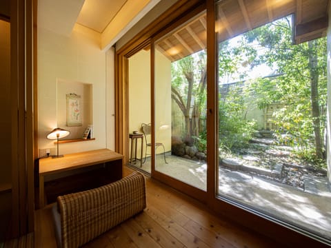 Private Vacation Home, Kura, Non Smoking | Balcony view