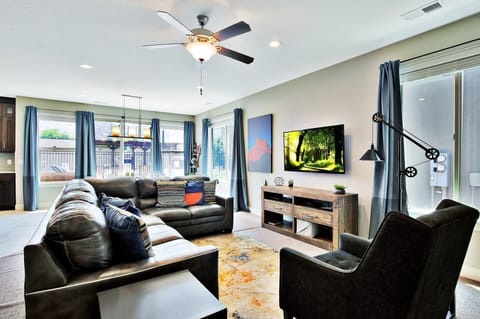 Spacious and Comfy Family Area with LCD TV