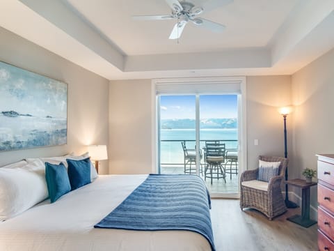 Condo 7302 - Master Suite with Lake View and Balcony Entrance