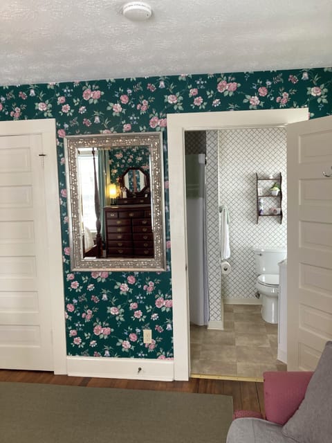 Sandi's Room | Individually decorated, individually furnished, iron/ironing board