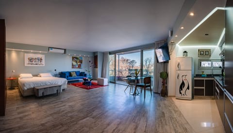 Superior Balcony Room | Premium bedding, in-room safe, individually decorated