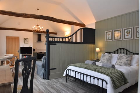 Comfort Cottage, 1 Bedroom | 1 bedroom, individually decorated, individually furnished, desk
