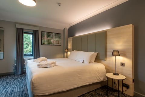 Executive Double Room | Premium bedding, in-room safe, desk, laptop workspace