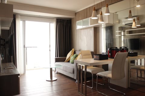 Room | Living area | TV