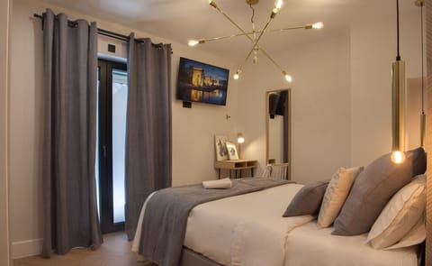 Standard Room | Down comforters, desk, laptop workspace, blackout drapes