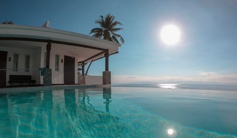 Beach/ocean view