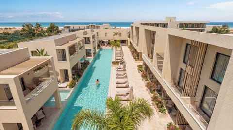 Executive Suite with Sea View | Premium bedding, pillowtop beds, in-room safe, desk