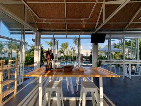 Cafe