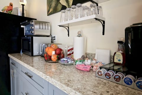 Free daily self-serve breakfast