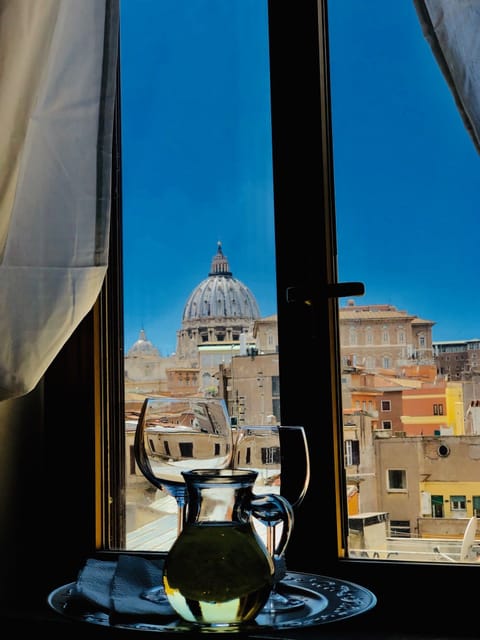 Deluxe Double or Twin Room, Private Bathroom (external) | City view