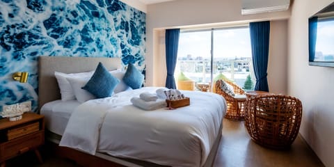 WiFi (free), bed sheets