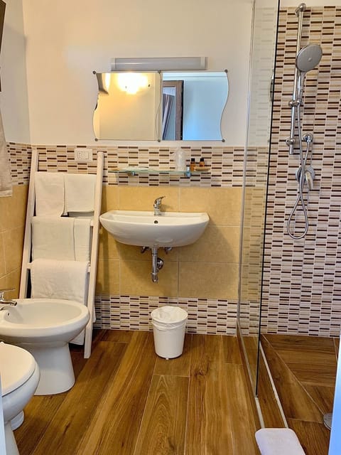 Shower, rainfall showerhead, slippers, bidet