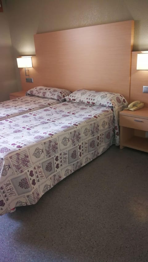 Double Room | In-room safe, blackout drapes, travel crib, free WiFi