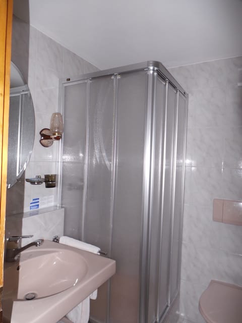 Comfort Double or Twin Room, Patio | Bathroom | Shower, towels, soap, toilet paper