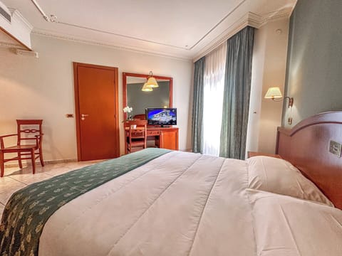 Standard Double or Twin Room | Premium bedding, minibar, in-room safe, desk