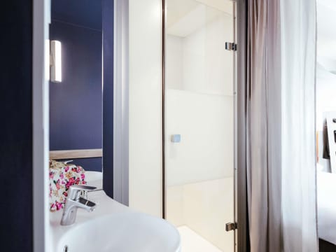 Standard Room, Multiple Beds | Select Comfort beds, desk, laptop workspace, soundproofing