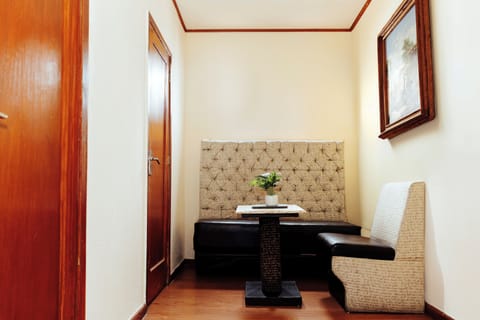 Room, 1 King Bed (No air conditioning) | Free WiFi, bed sheets