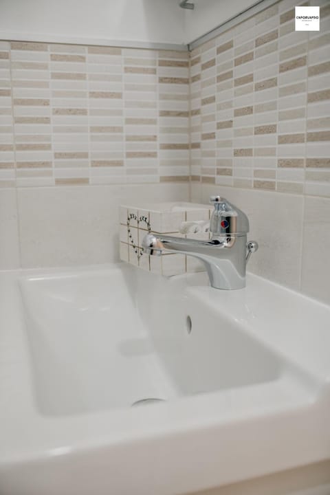 Shower, rainfall showerhead, bathrobes, bidet