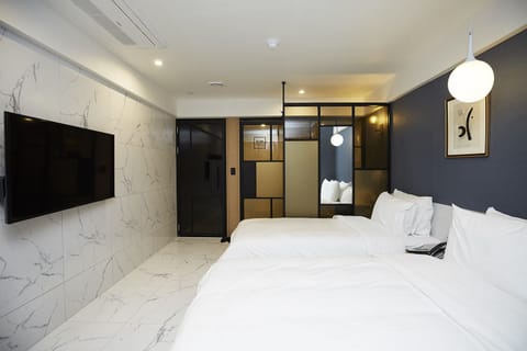 Twin Room | Free WiFi