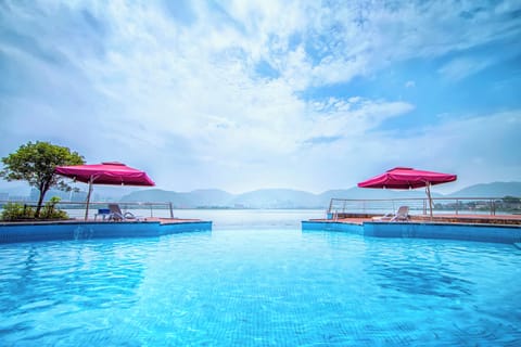 Indoor pool, seasonal outdoor pool