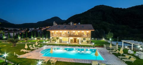 Front of property - evening/night