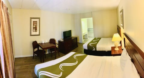 Double Room, 2 Double Beds, Microwave, Ground Floor | Pillowtop beds, desk, soundproofing, free WiFi