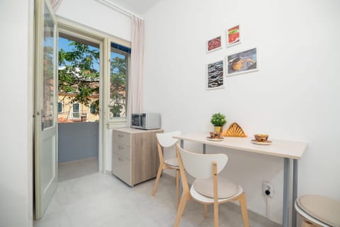 Classic Apartment, Balcony | Private kitchen | Full-size fridge, microwave, oven, stovetop