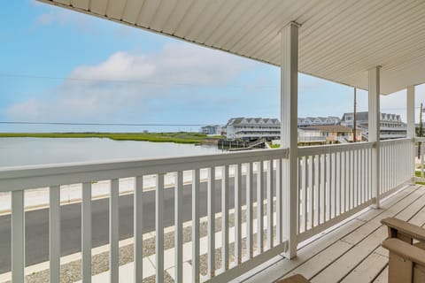 Brigantine Vacation Rental | 2BR | 1BA | 1,000 Sq Ft | Stairs Required