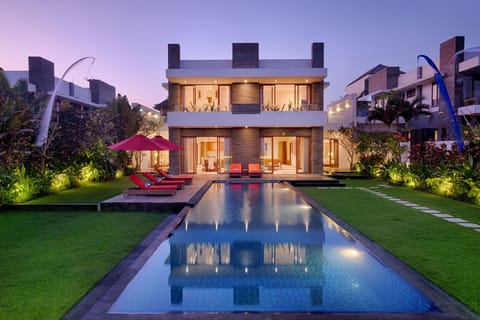 Five bedrooms beachfront villa at Keramas Beach. 