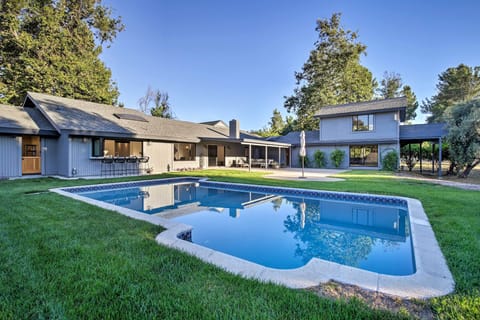 Valley Center Vacation Rental | 7BR | 5BA | Steps Required | 6,691 Sq Ft