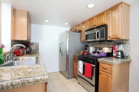 Everything you need to make a meal a five-star affair.