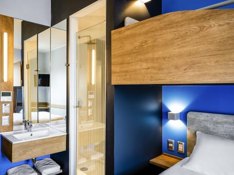 Individually decorated, desk, free WiFi, bed sheets