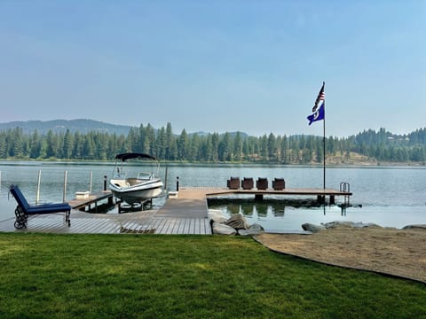 New dock, beach wall, and boat lift 2026