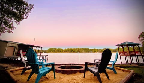 Infinity Beach Pit