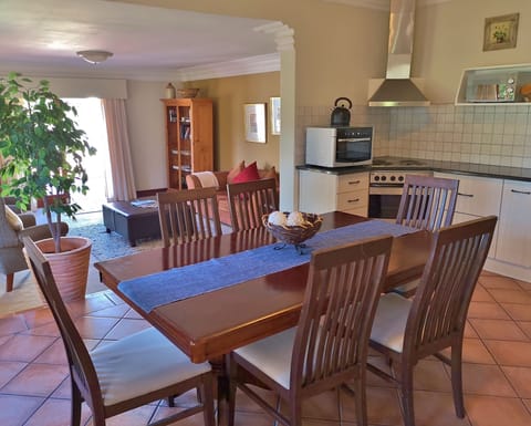 Barn House De Luxe Cottage | Private kitchen | Coffee/tea maker, electric kettle