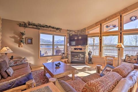 Grand Lake Vacation Rental | 3BR | 2BA | 1,400 Sq Ft | Stairs Required